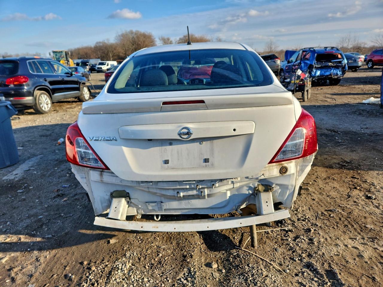 2019 NISSAN VERSA
