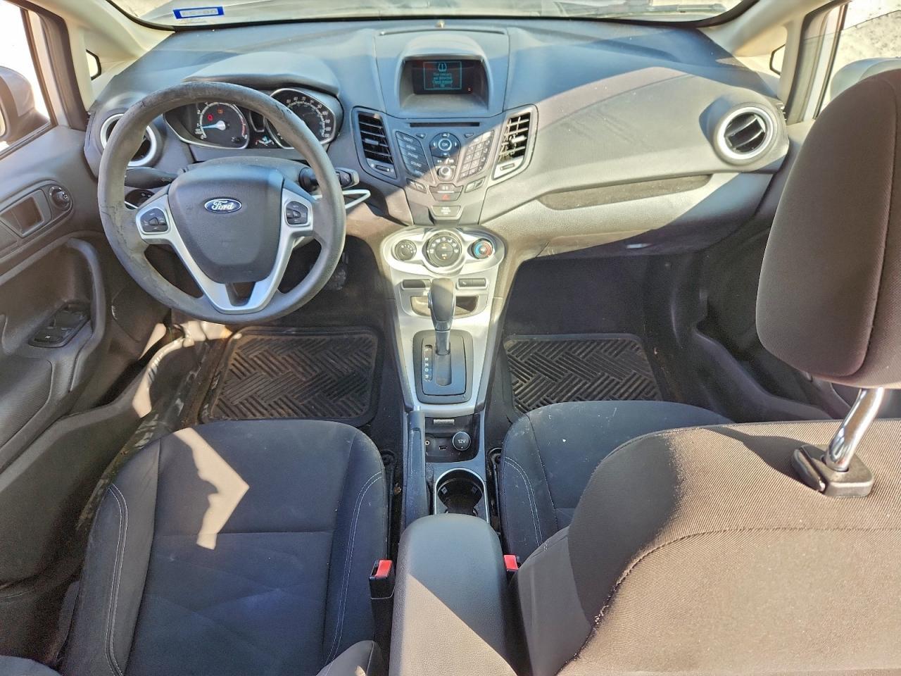 2017 FORD Fiesta
