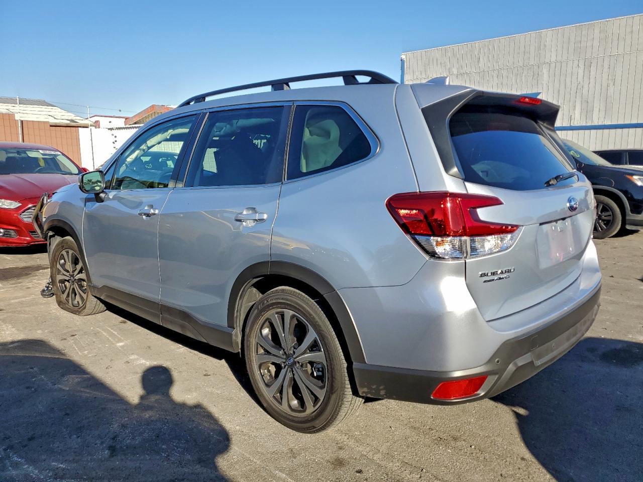 2022 SUBARU FORESTER