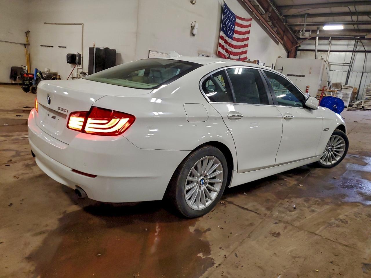 2011 BMW 5 series