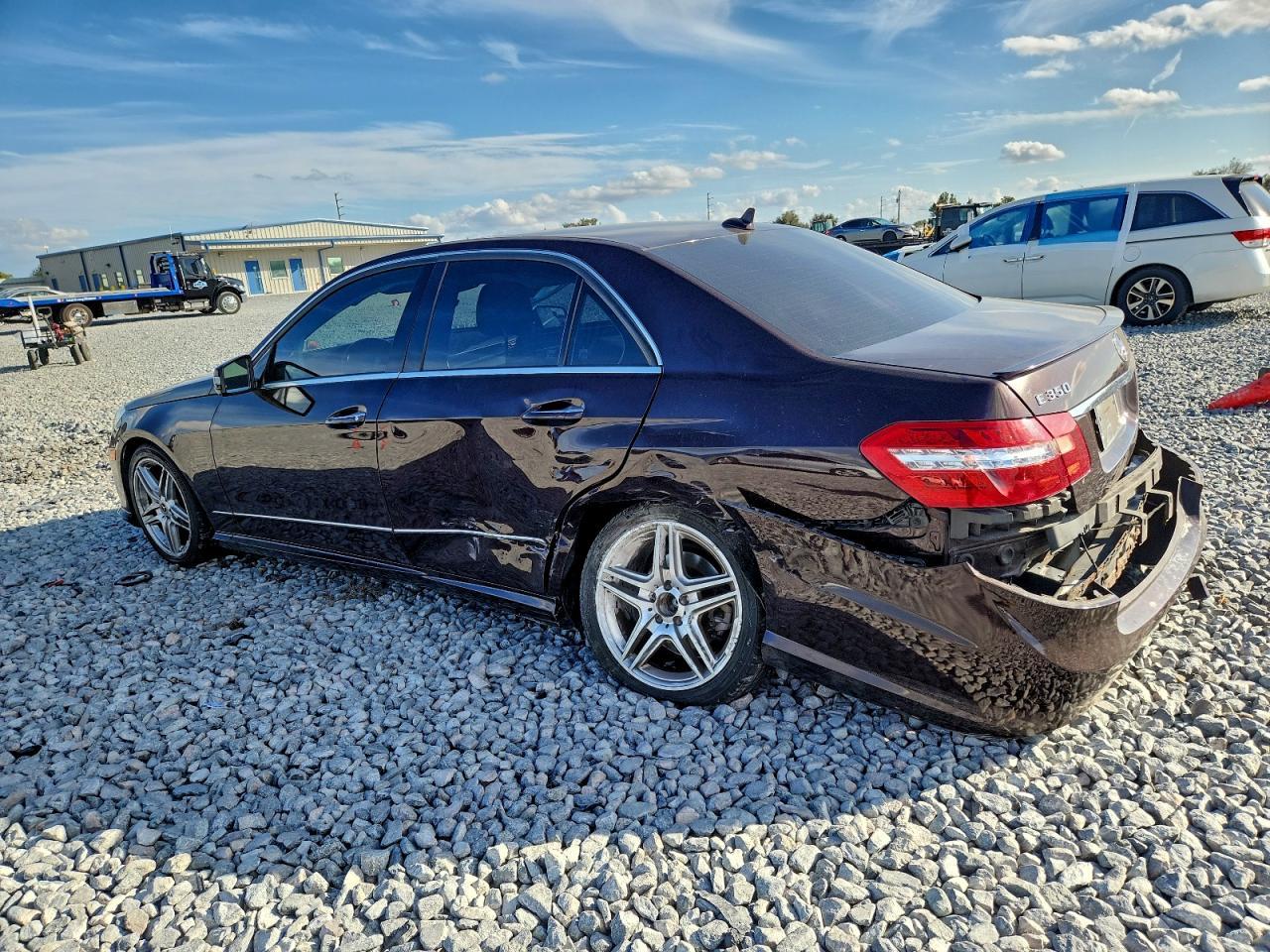 2013 MERCEDES-BENZ E-Class