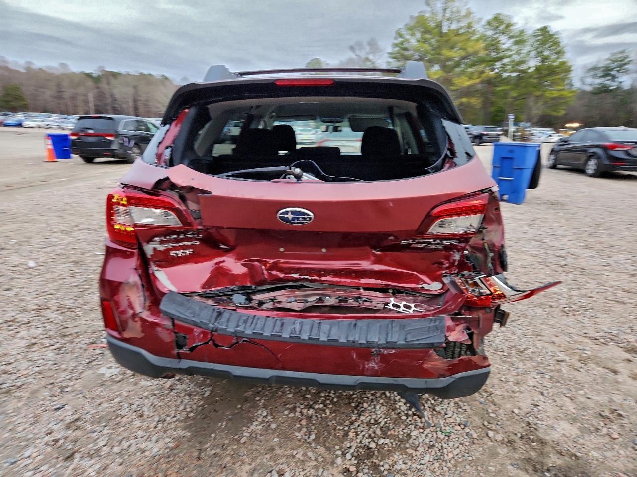 2015 SUBARU Outback
