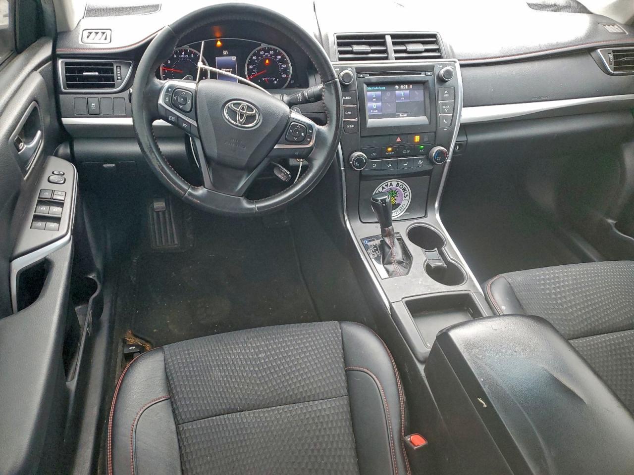 2015 TOYOTA CAMRY