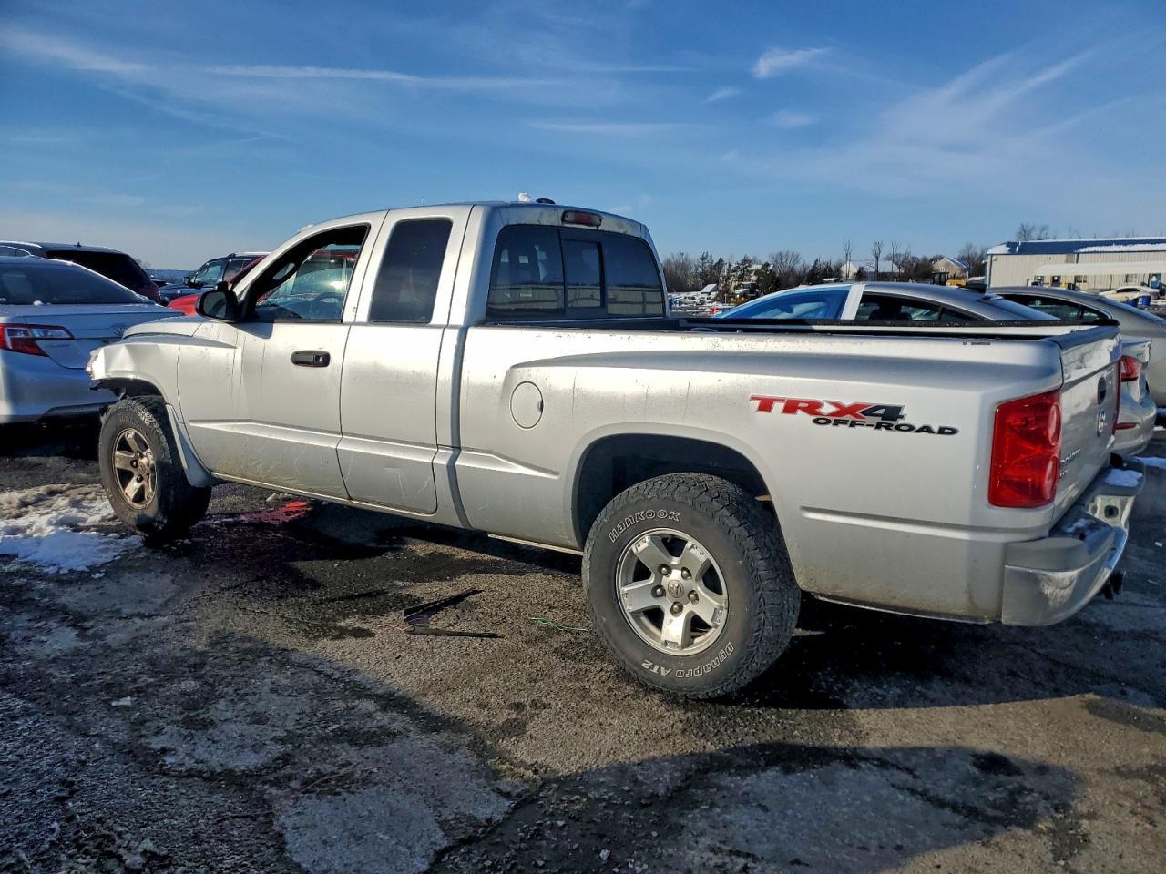 2006 DODGE Dakota