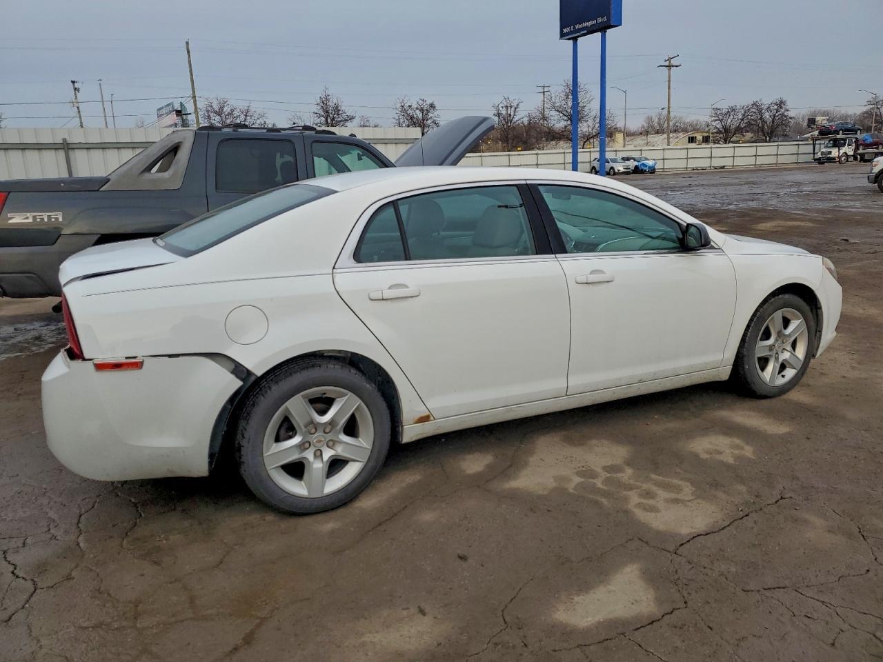 2011 CHEVROLET MALIBU