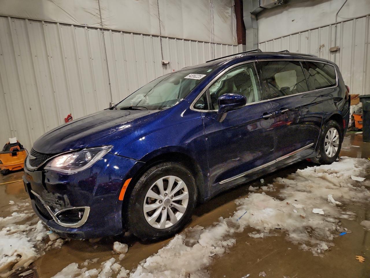 2019 CHRYSLER Pacifica