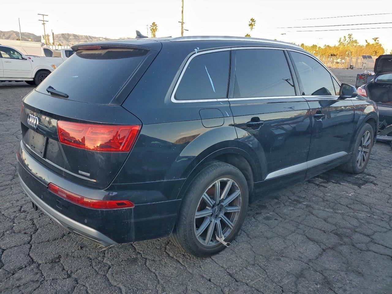 2017 AUDI Q7