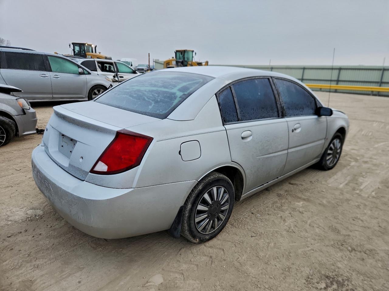 2005 SATURN Ion