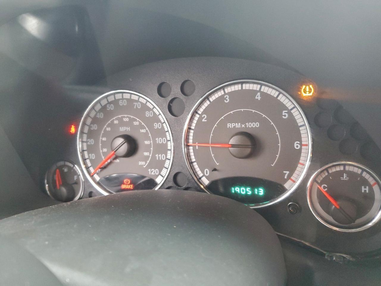 2005 JEEP Liberty
