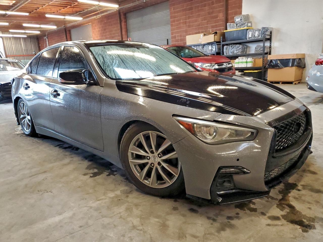 2017 INFINITI Q50