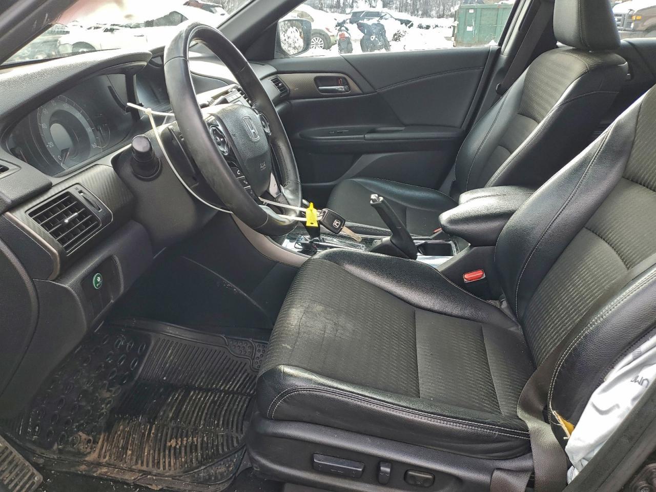 2017 HONDA ACCORD