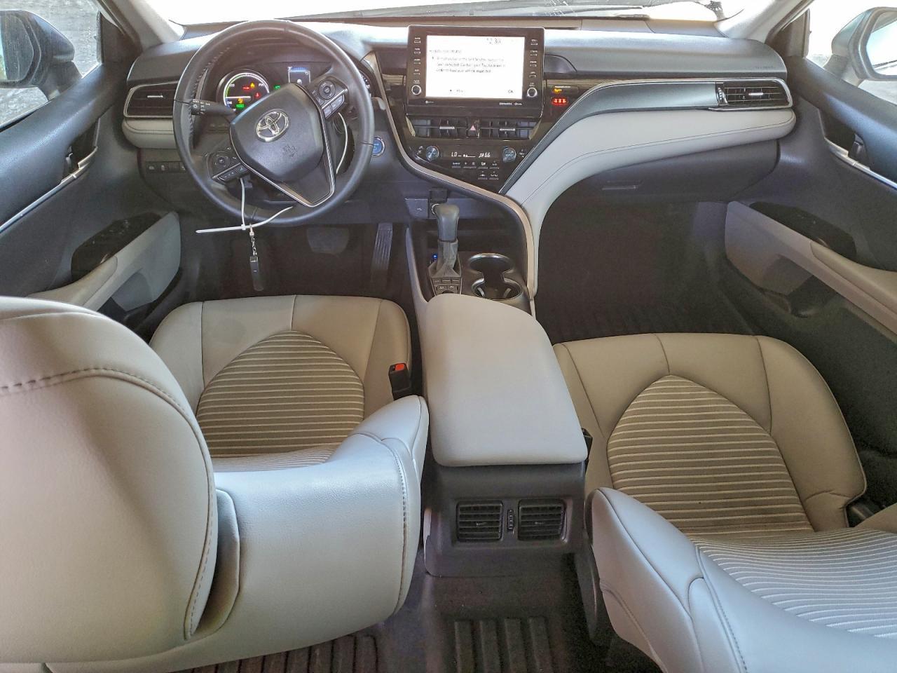 2024 TOYOTA CAMRY
