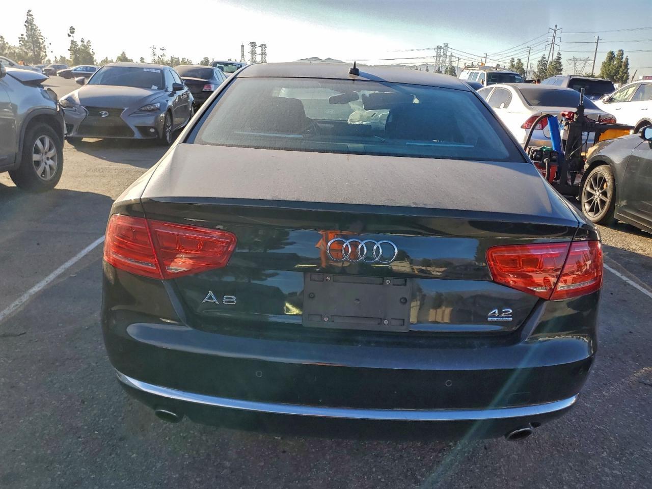2011 AUDI A8 QUATTRO