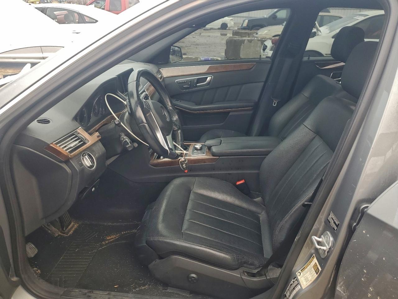 2013 MERCEDES-BENZ E-Class