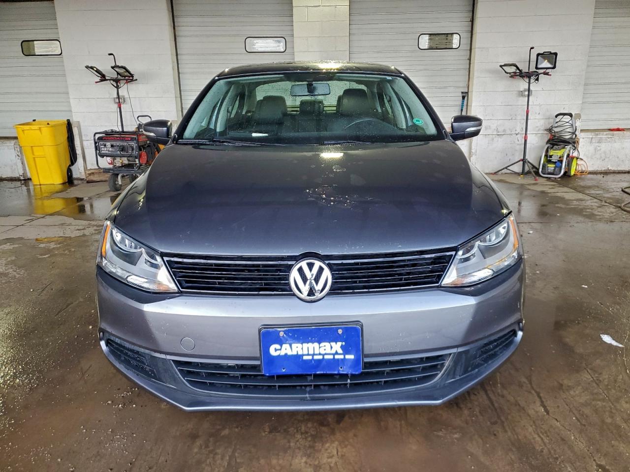 2012 VOLKSWAGEN JETTA