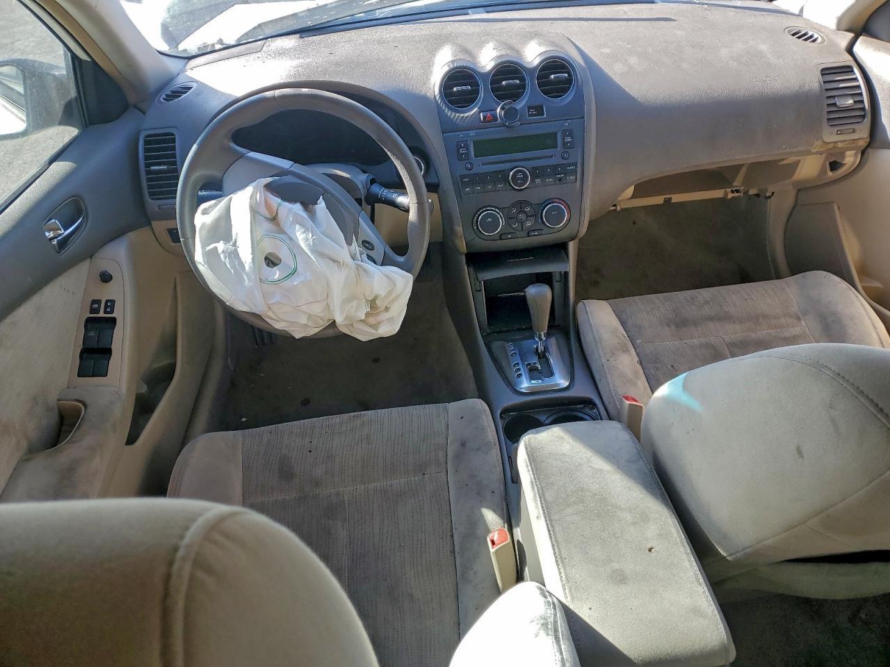 2010 NISSAN ALTIMA