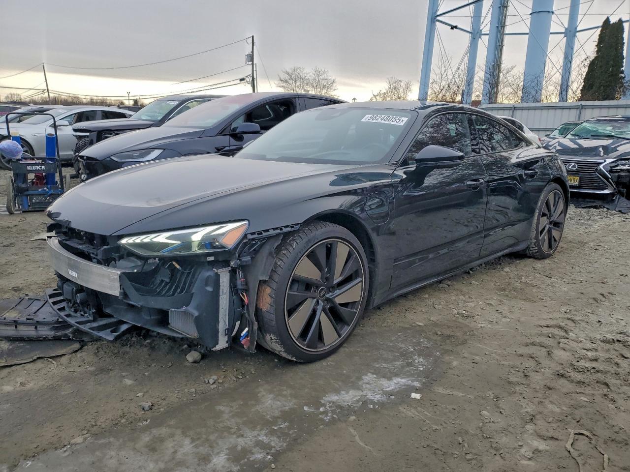 2023 AUDI e-tron GT