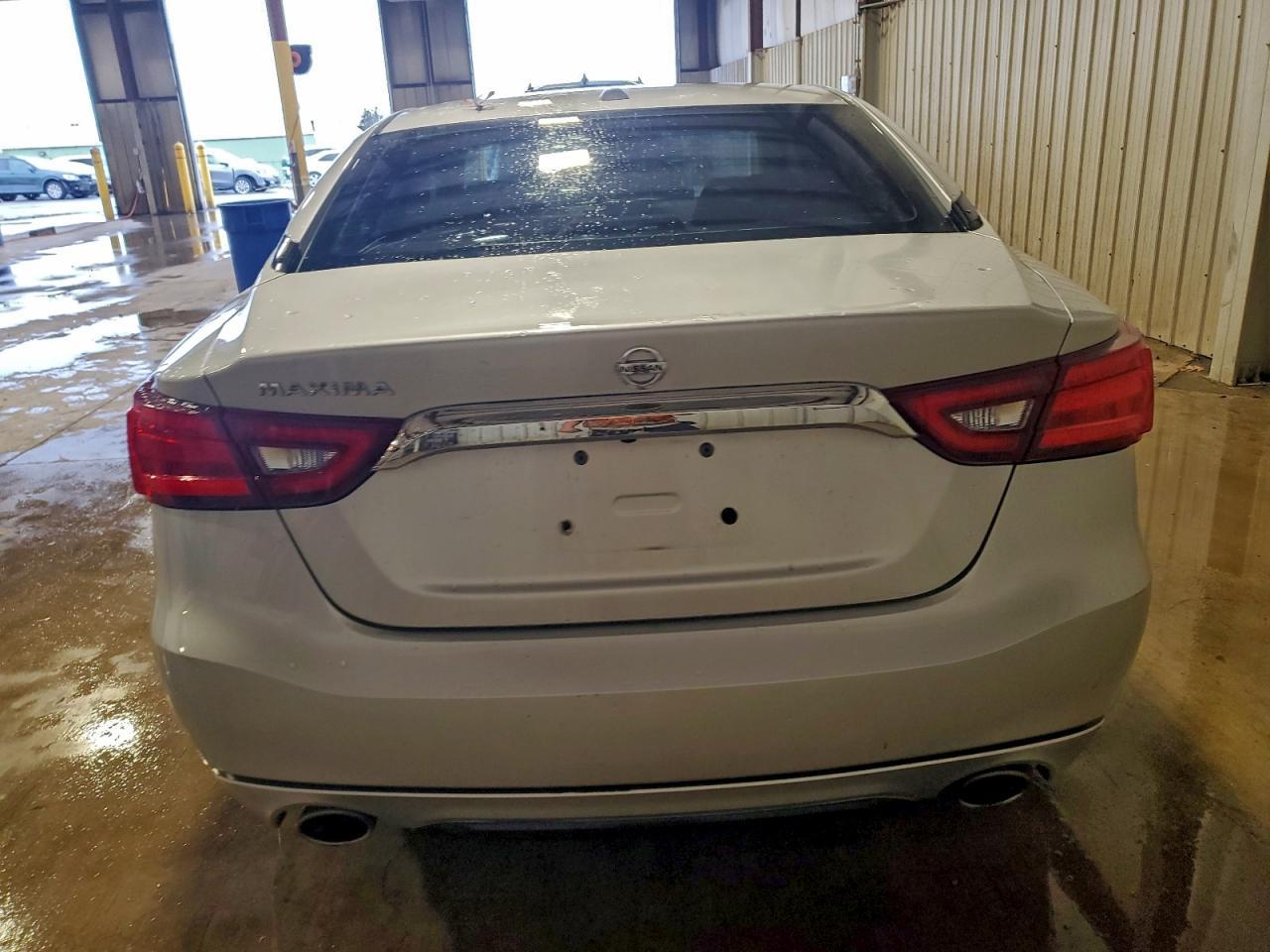 2018 NISSAN Maxima