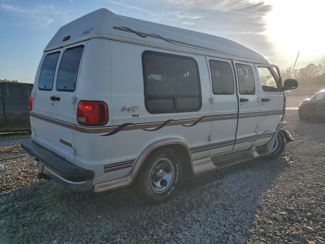 1999 DODGE RAM VAN