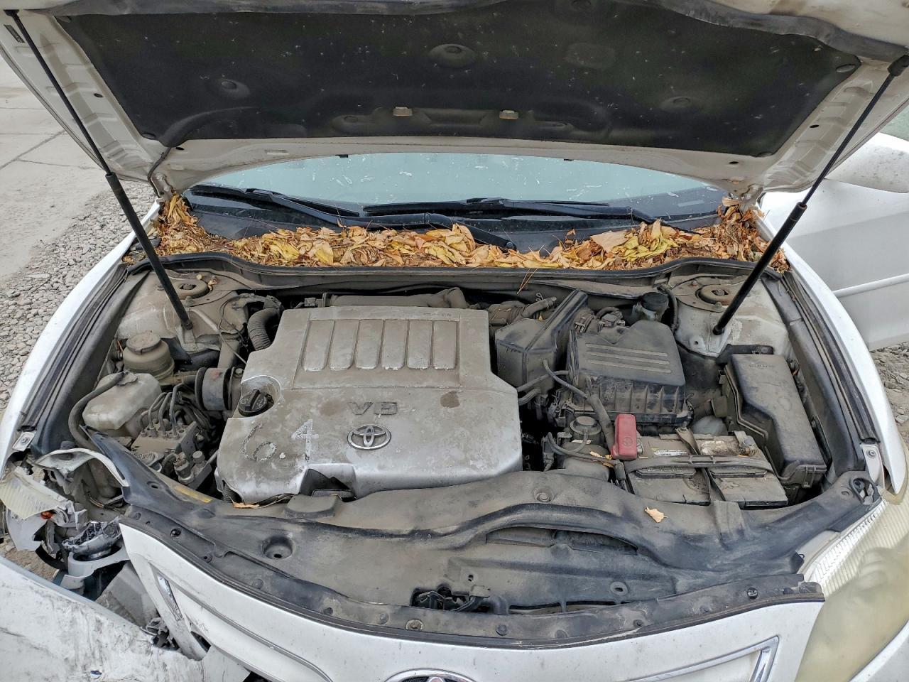 2010 TOYOTA CAMRY
