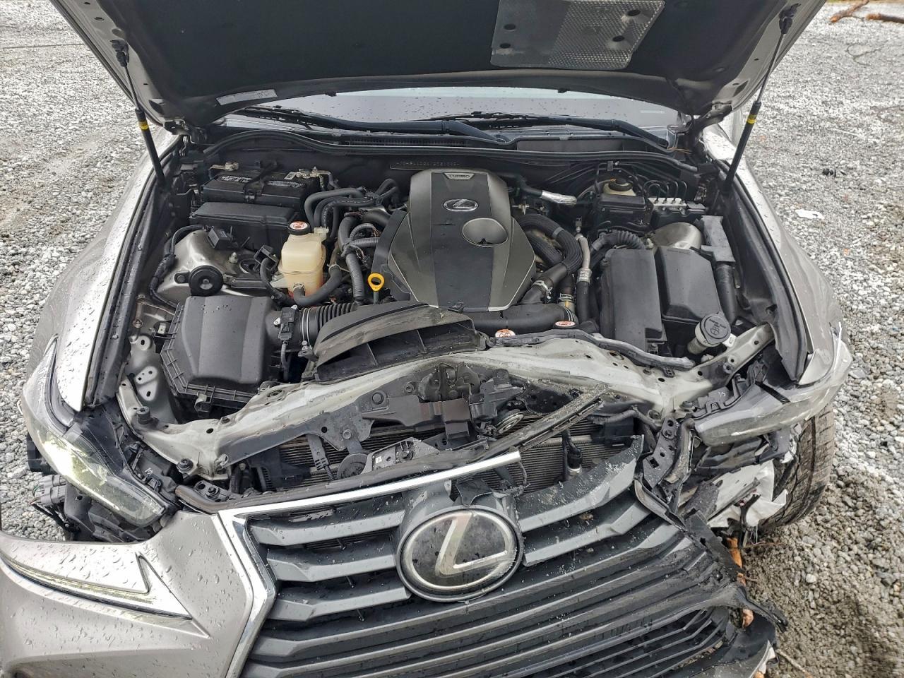 2018 LEXUS IS 300