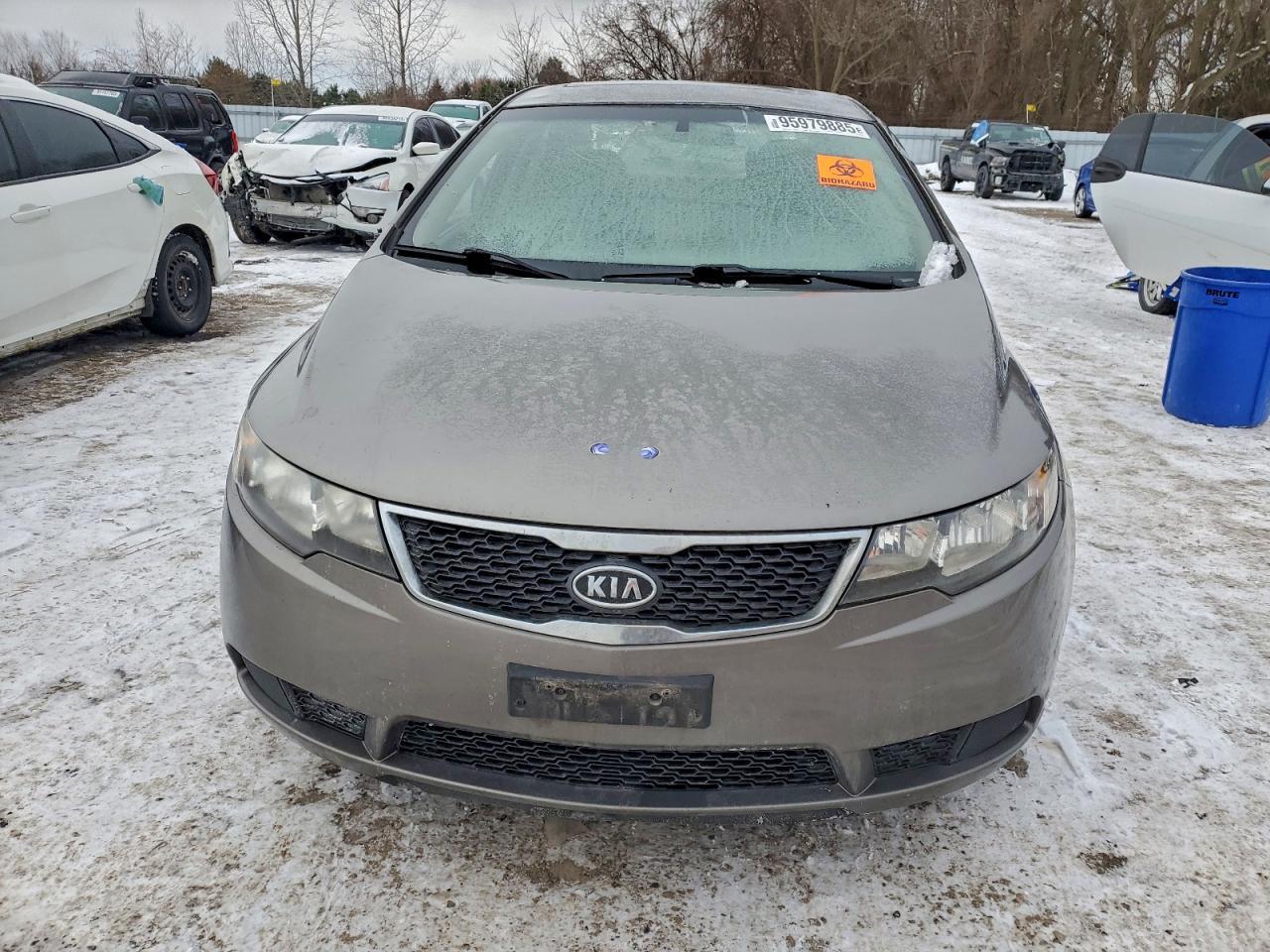 2013 KIA FORTE