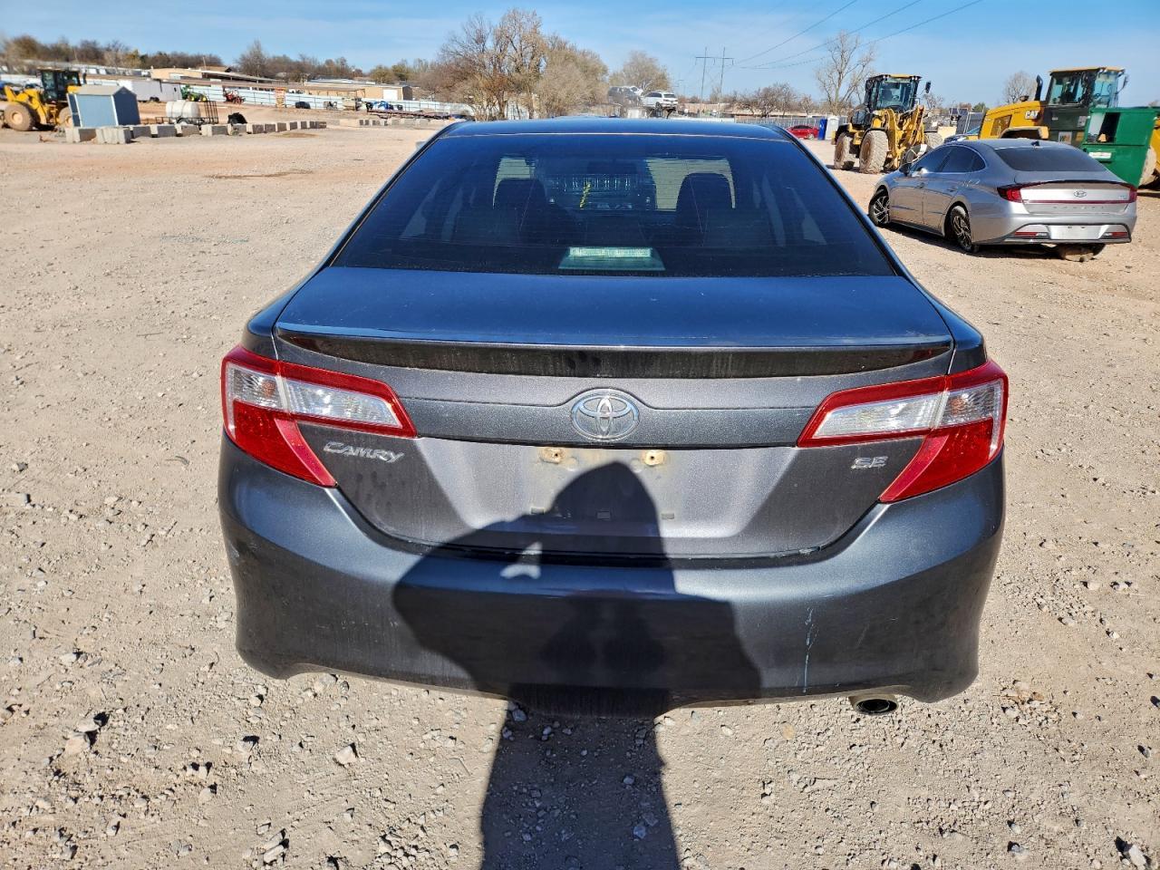 2014 TOYOTA CAMRY