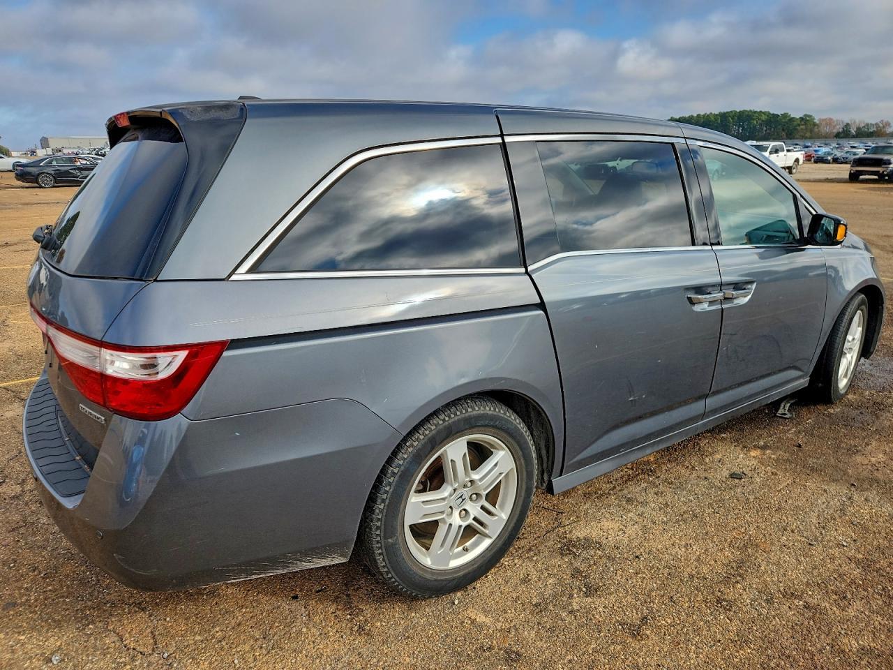 2013 HONDA ODYSSEY