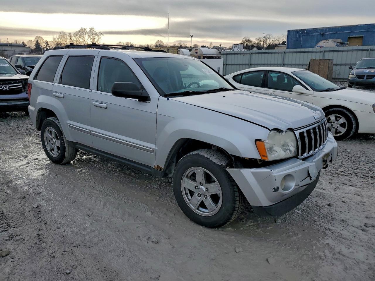 2005 JEEP Grand Cherokee