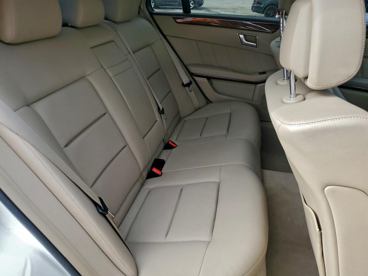 2012 MERCEDES-BENZ E-Class