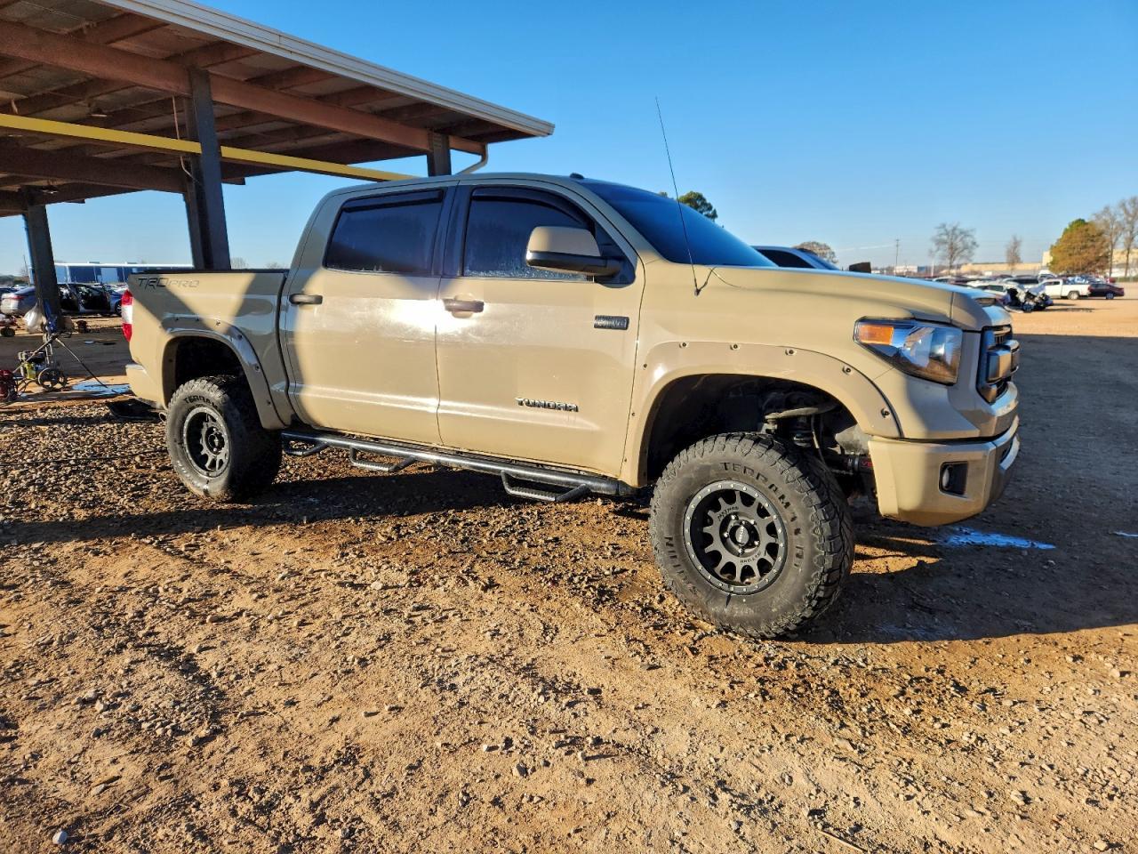2016 TOYOTA TUNDRA