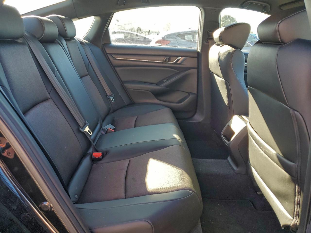 2019 HONDA ACCORD