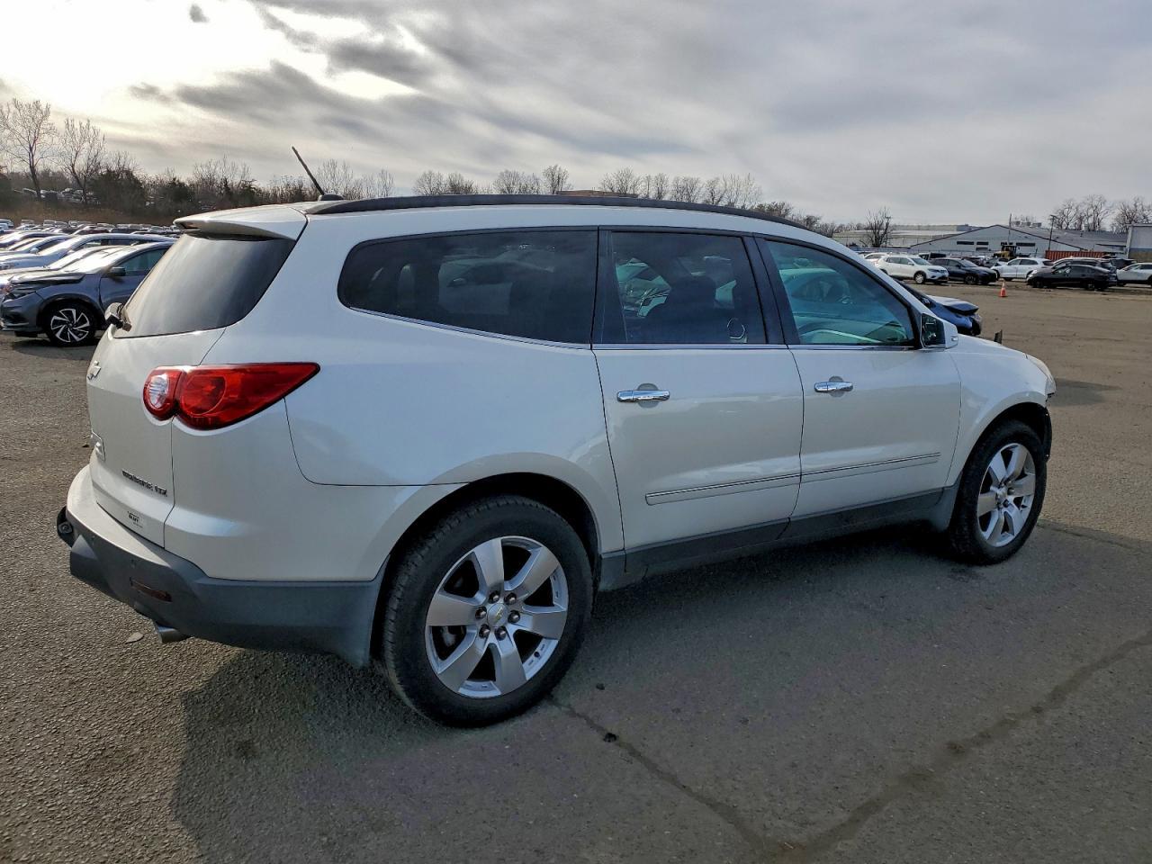 2012 CHEVROLET TRAVERSE