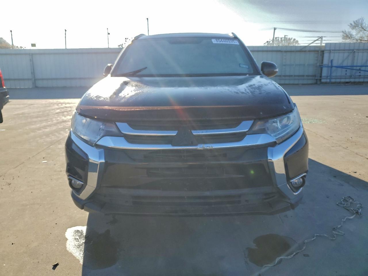 2018 MITSUBISHI outlander