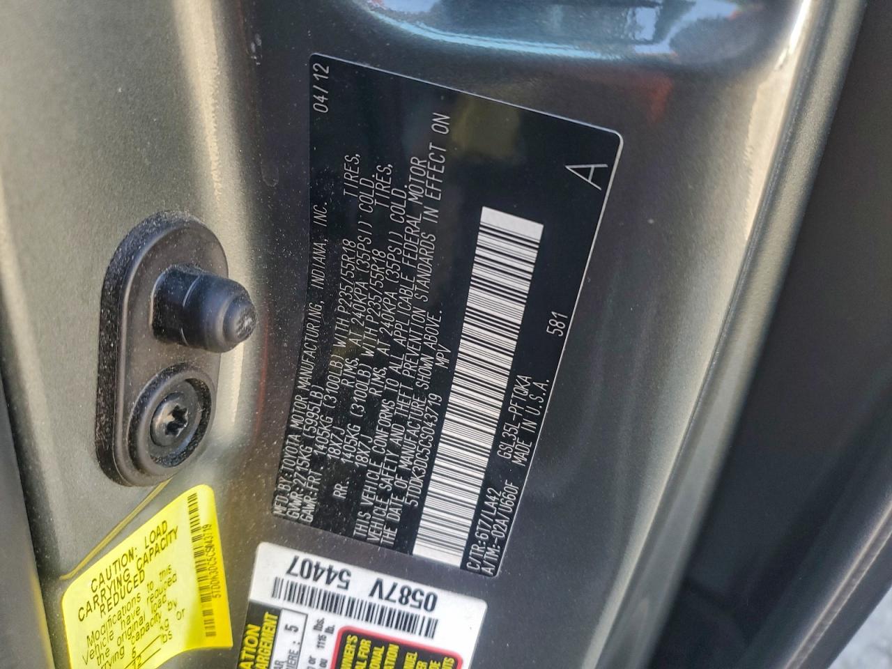 2012 TOYOTA SIENNA