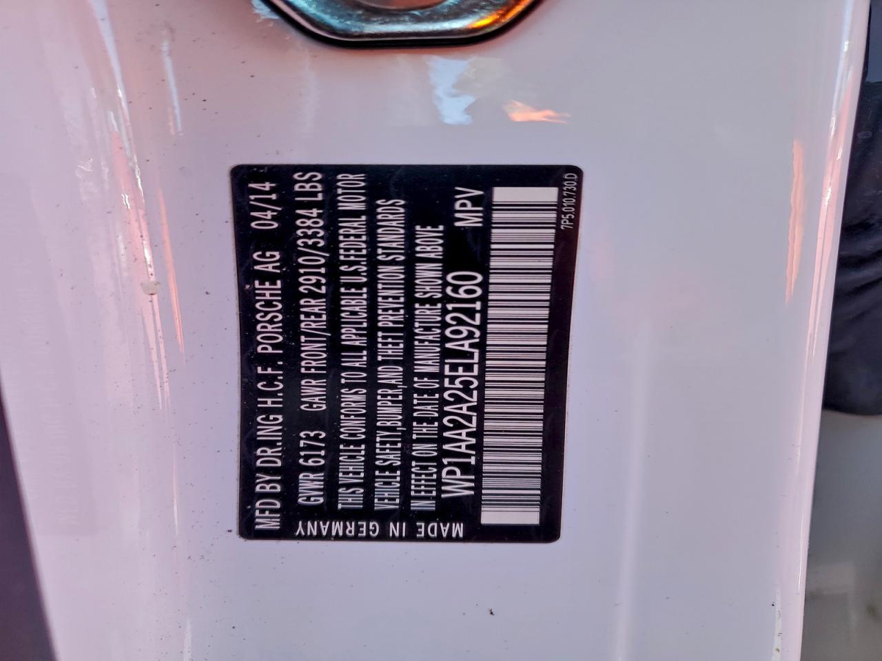 2014 PORSCHE CAYENNE