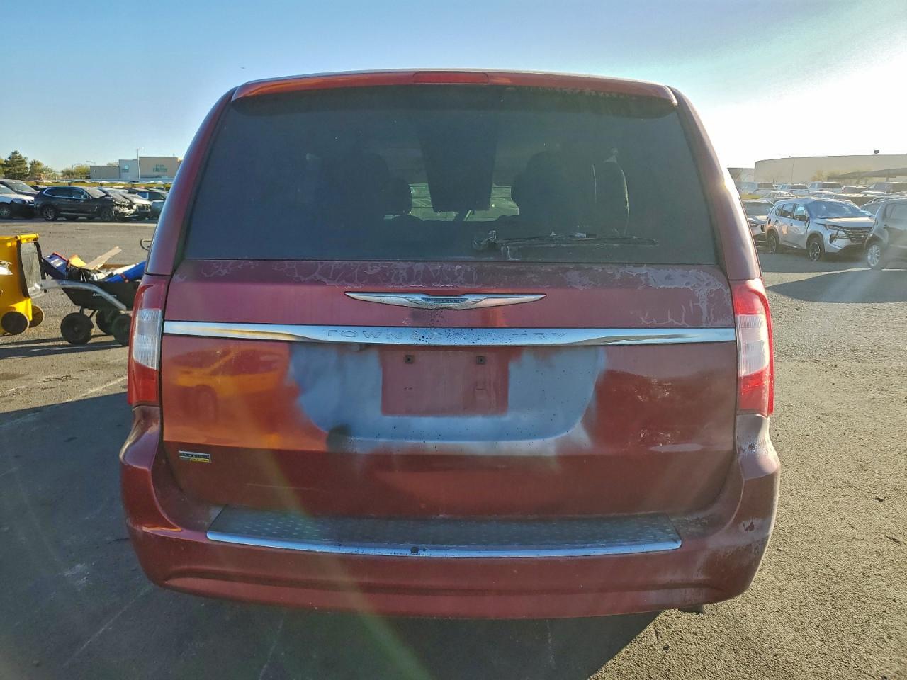 2014 CHRYSLER Town & Country