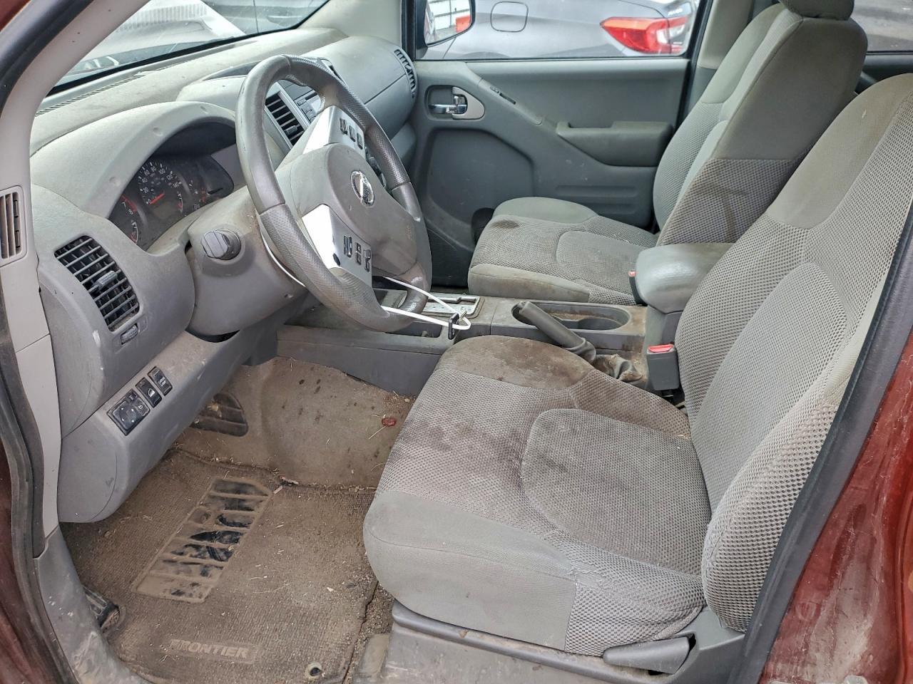 2017 NISSAN Frontier