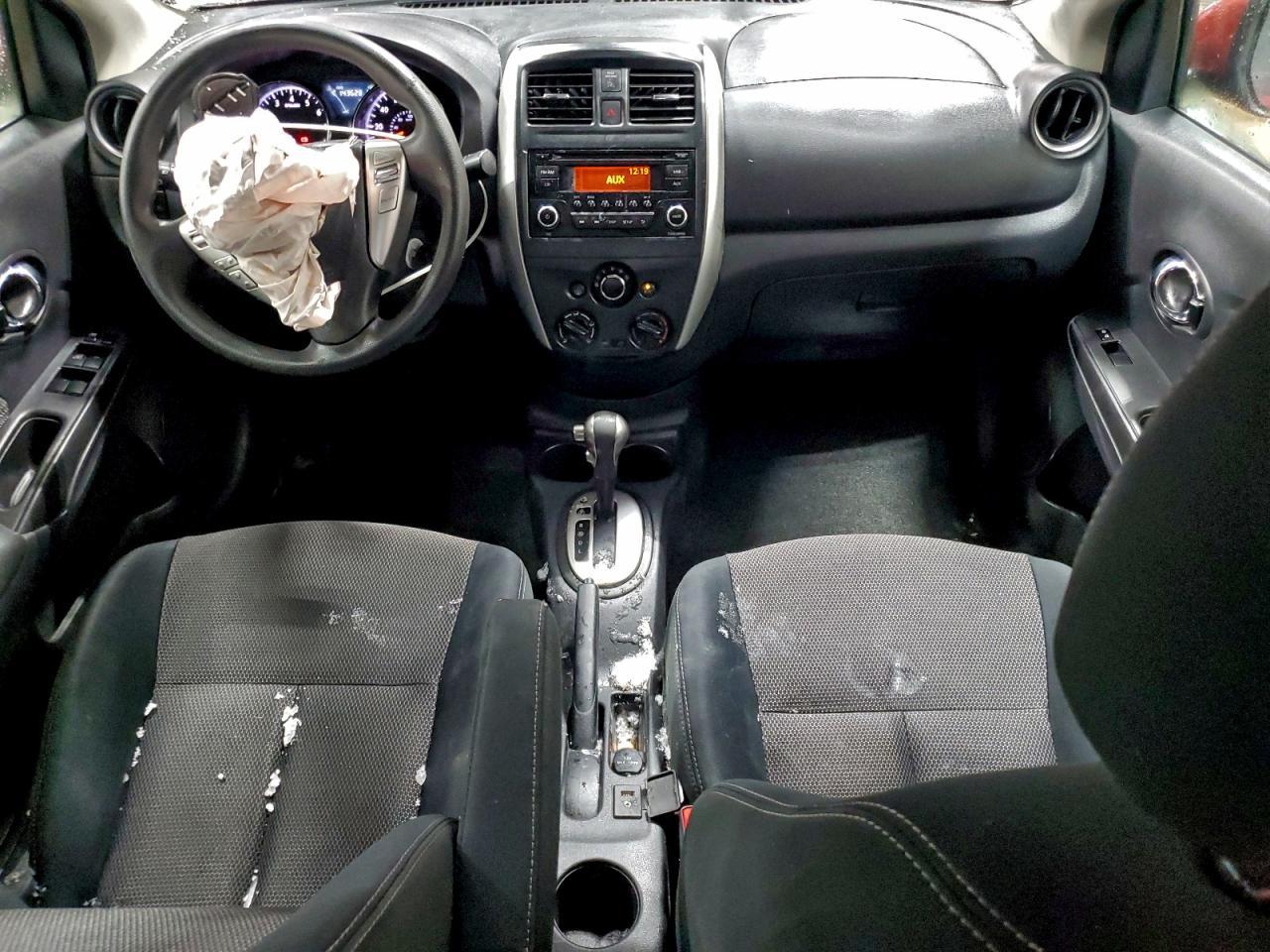 2016 NISSAN VERSA