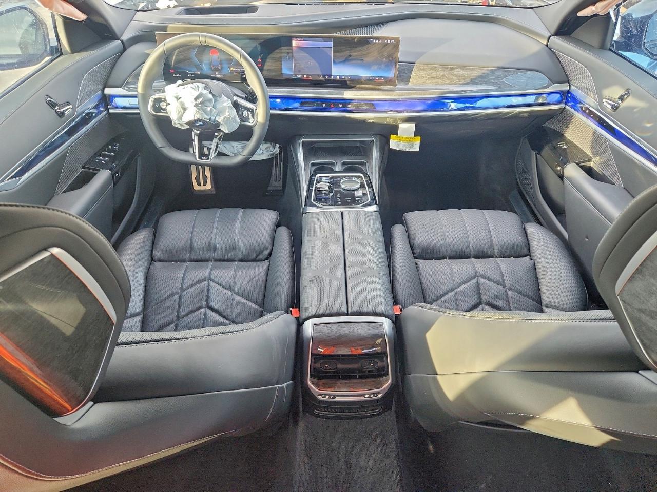 2023 BMW i7