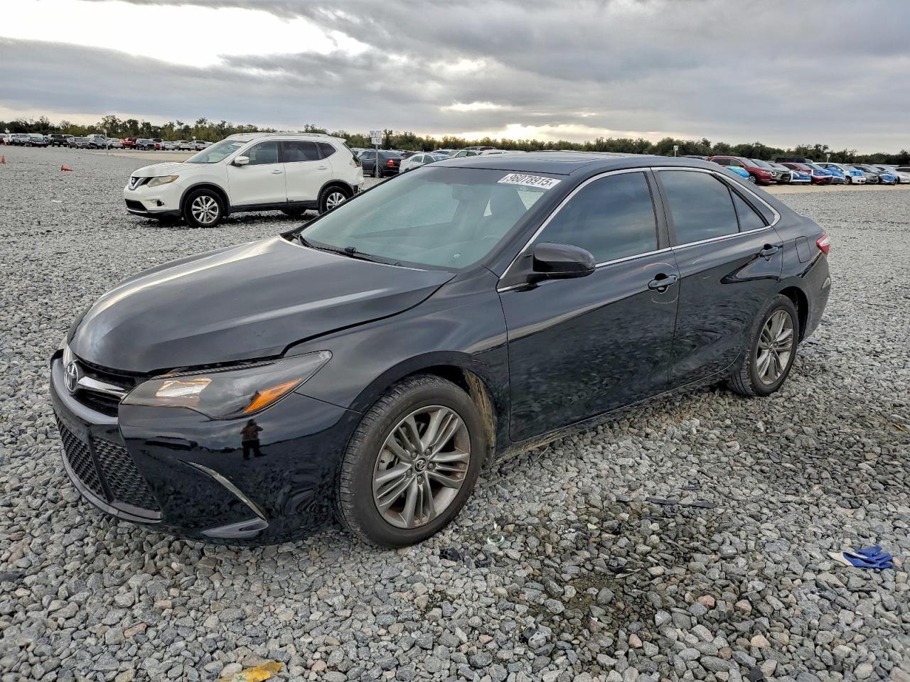 2015 TOYOTA CAMRY