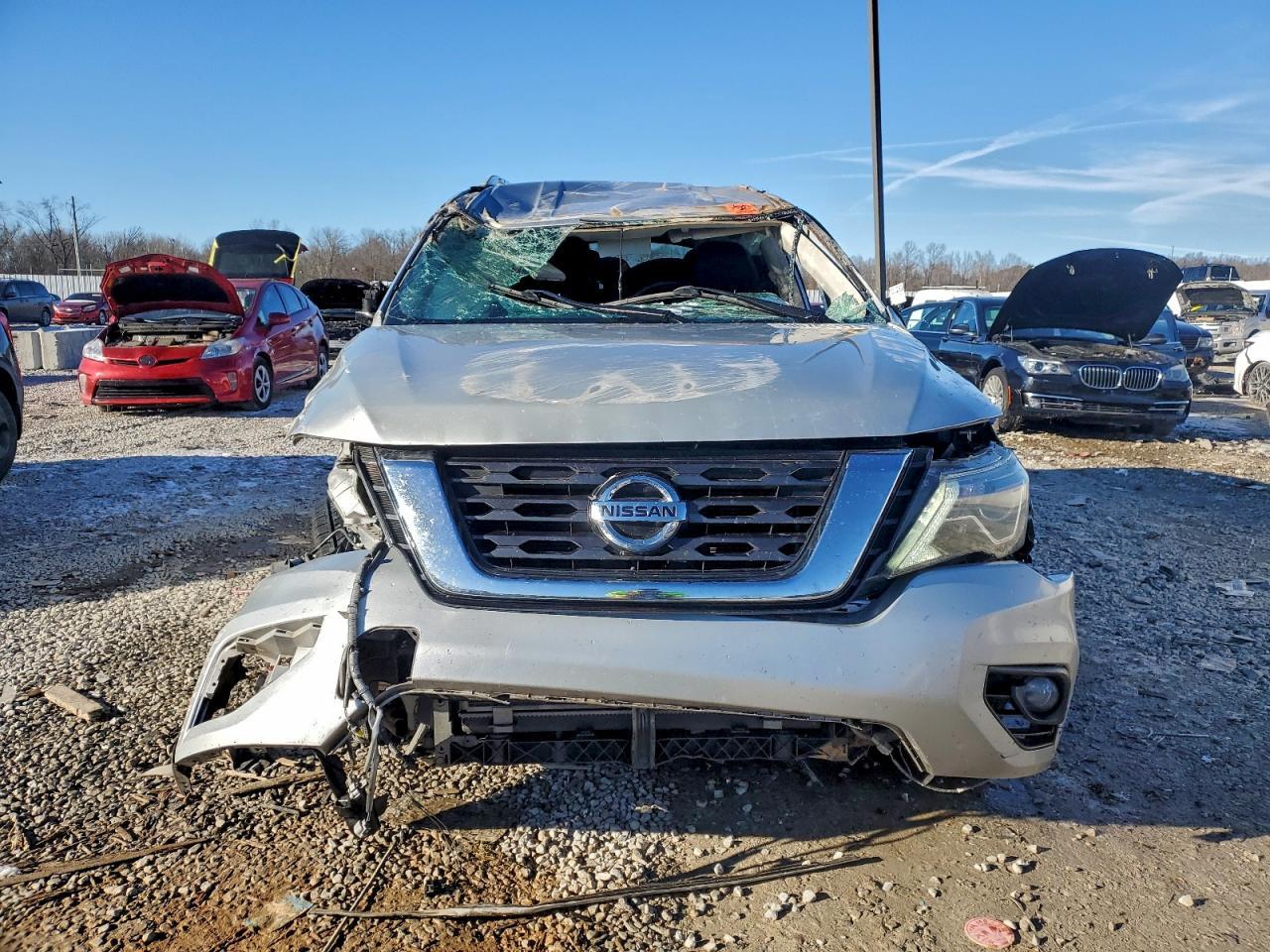 2017 NISSAN PATHFINDER