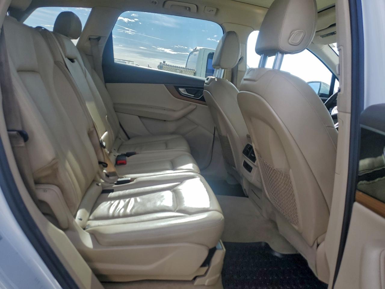 2017 AUDI Q7