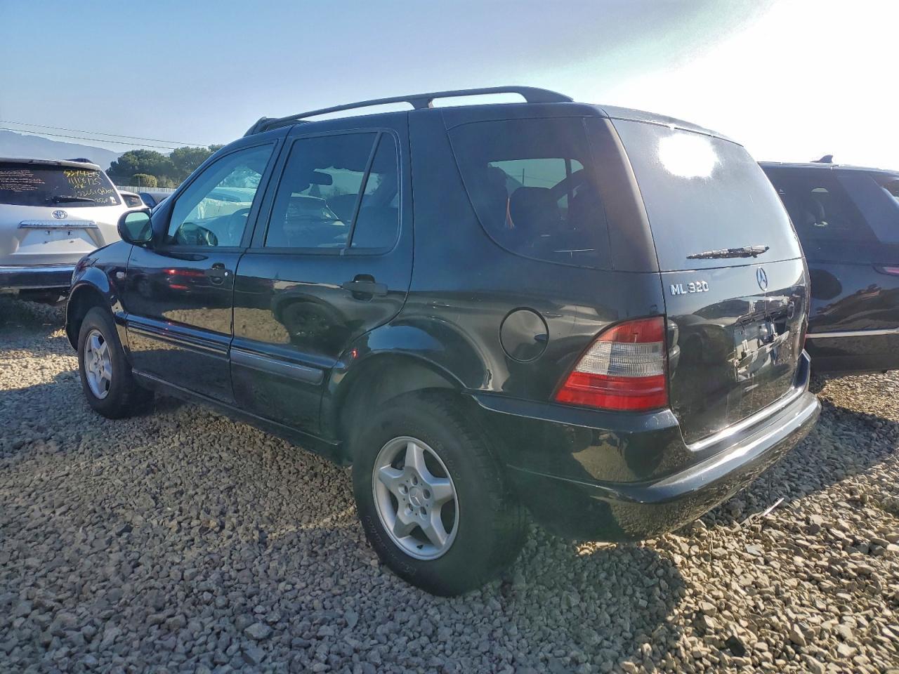 2000 MERCEDES-BENZ ML-Class