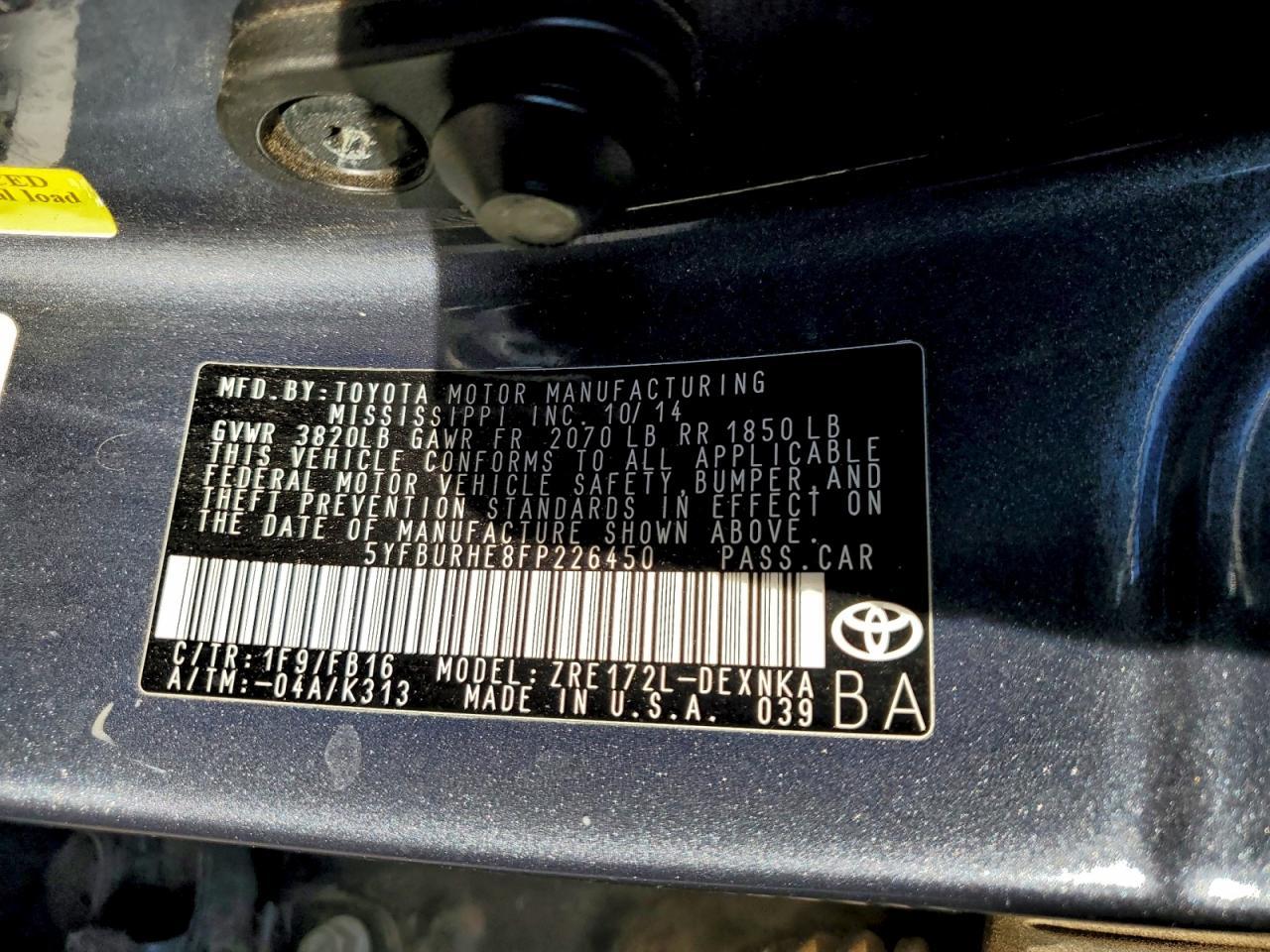 2015 TOYOTA COROLLA