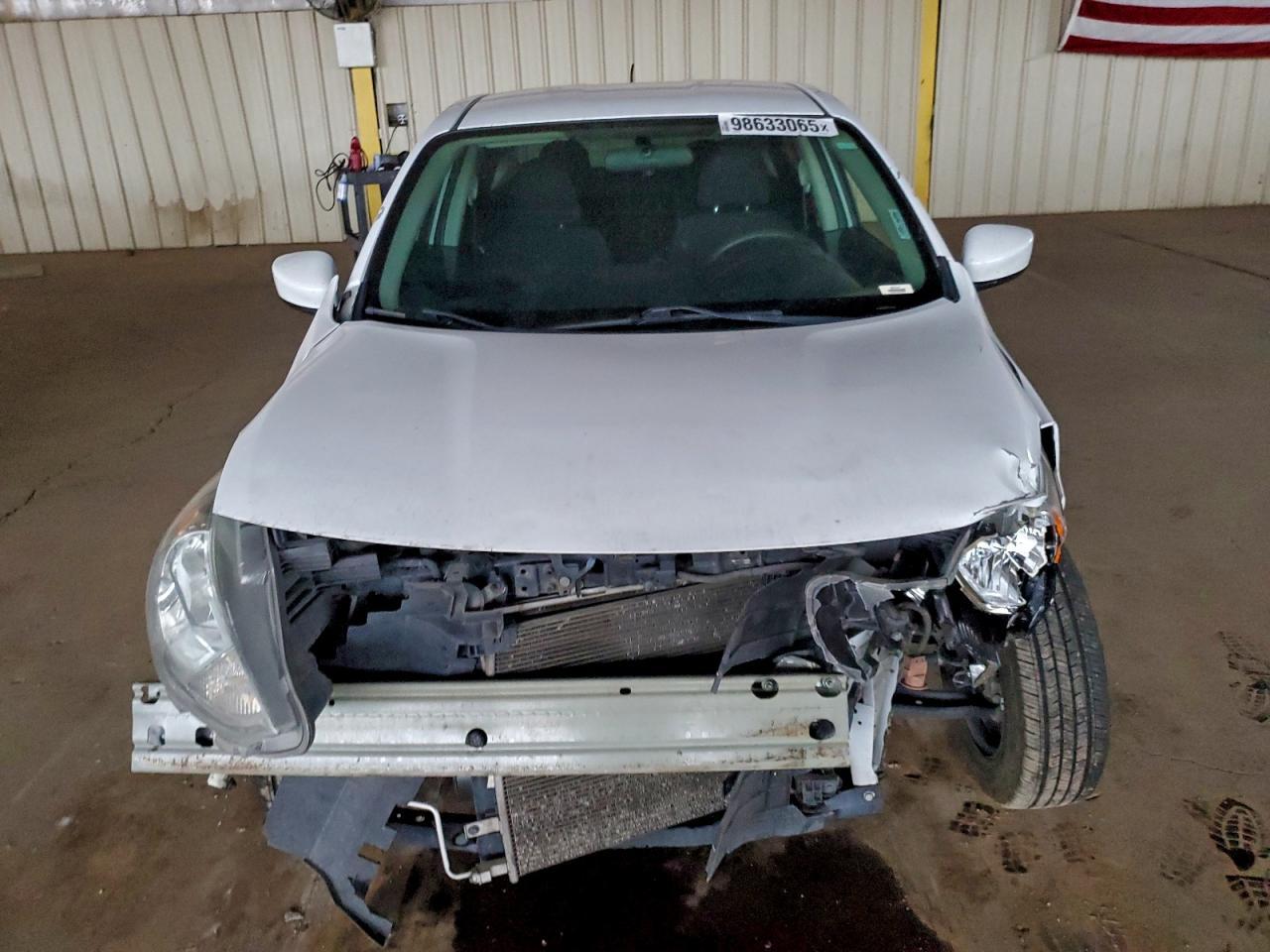 2017 NISSAN VERSA