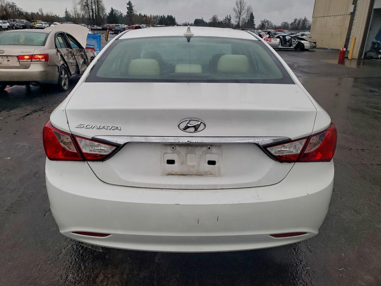 2011 HYUNDAI SONATA