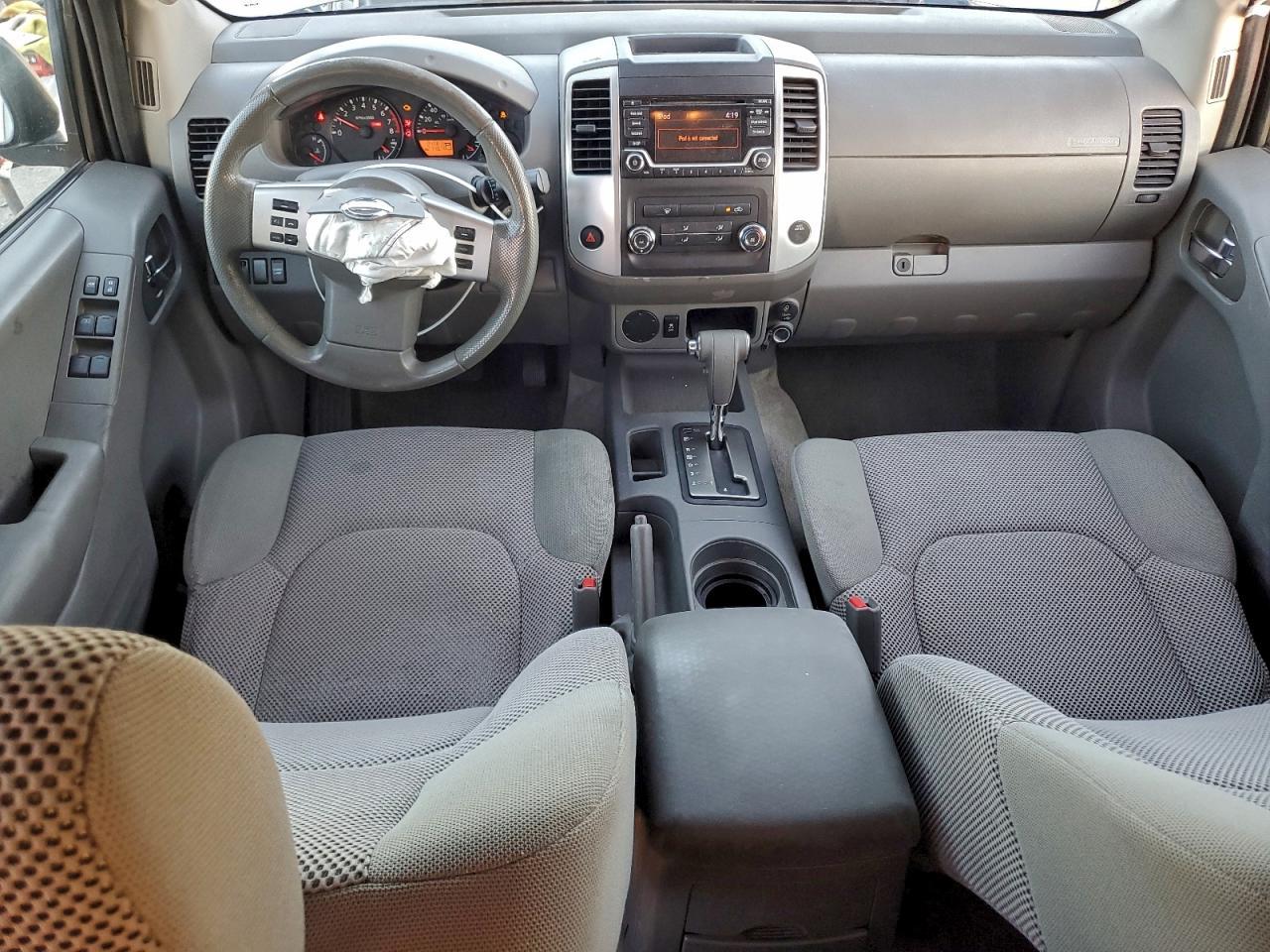 2017 NISSAN Frontier