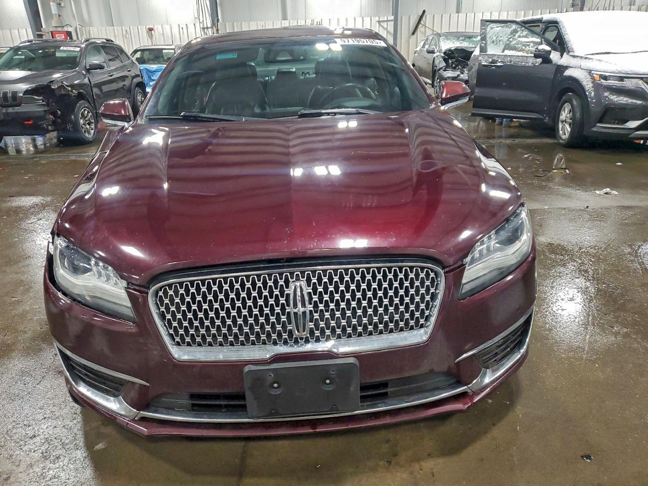 2017 LINCOLN MKZ
