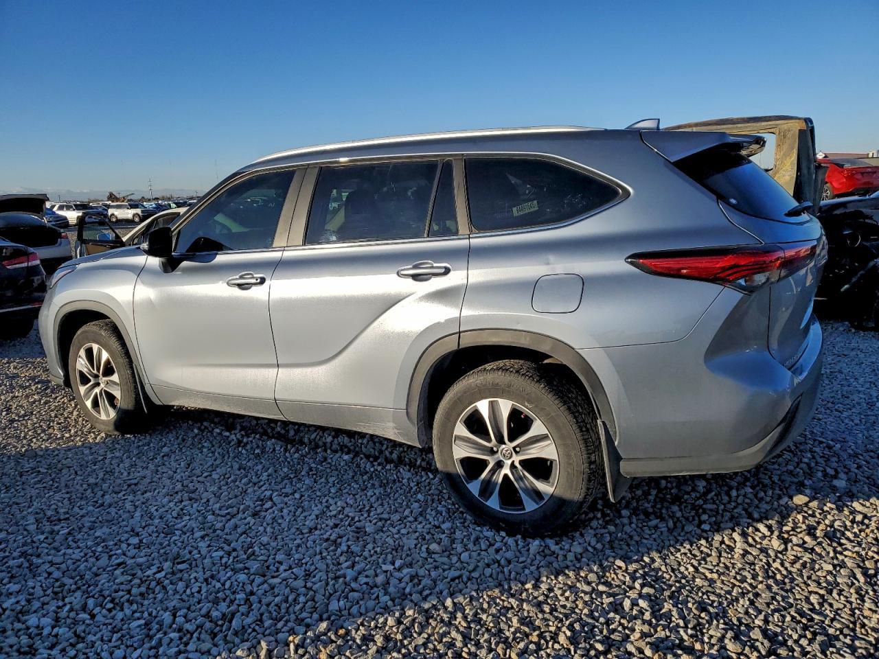 2023 TOYOTA HIGHLANDER